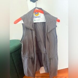 Columbia Charcoal Gray Vest